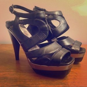 Max Studio Platform Heels Size 6.5